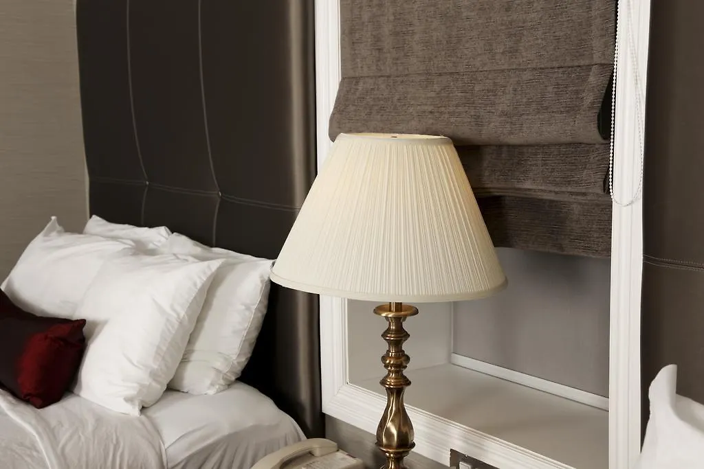 **  Clarion Hotel & Suites Selby Downtown Toronto Kanada