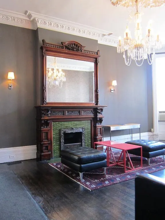 Clarion Hotel & Suites Selby Downtown Toronto