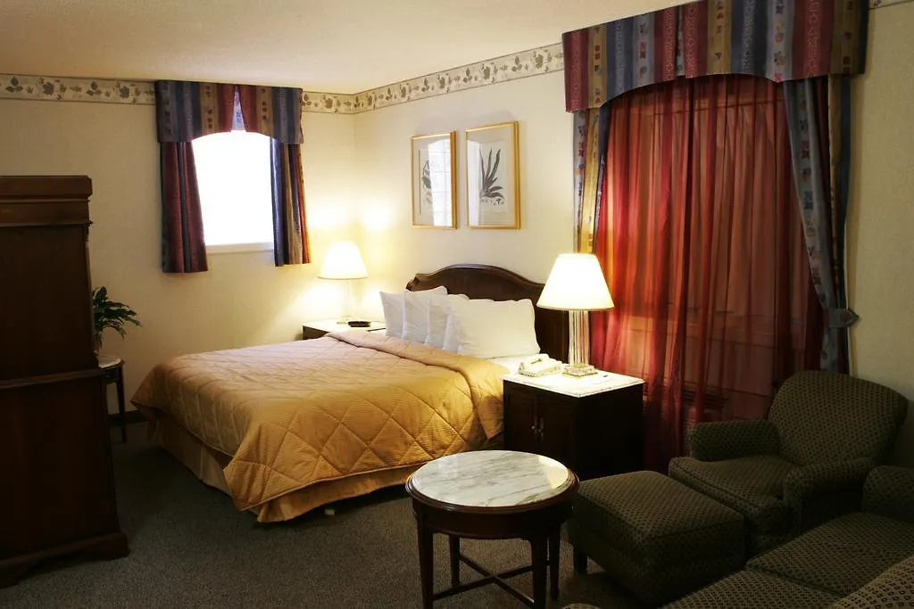 Clarion Hotel & Suites Selby Downtown Toronto