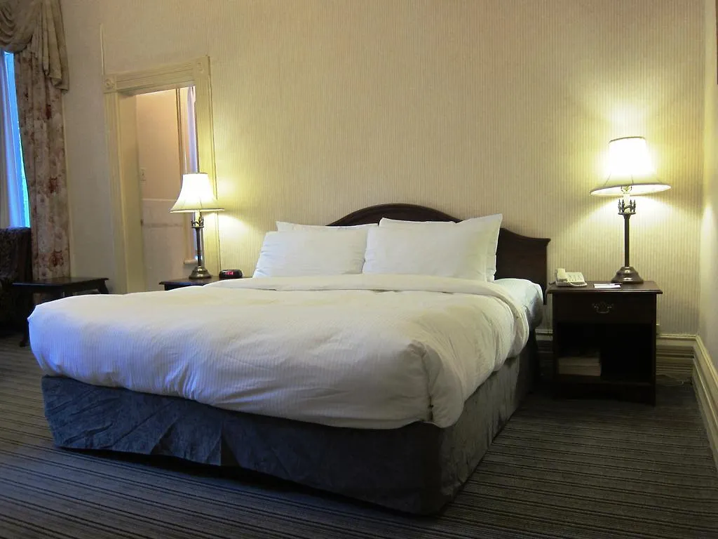 Clarion Hotel & Suites Selby Downtown 토론토