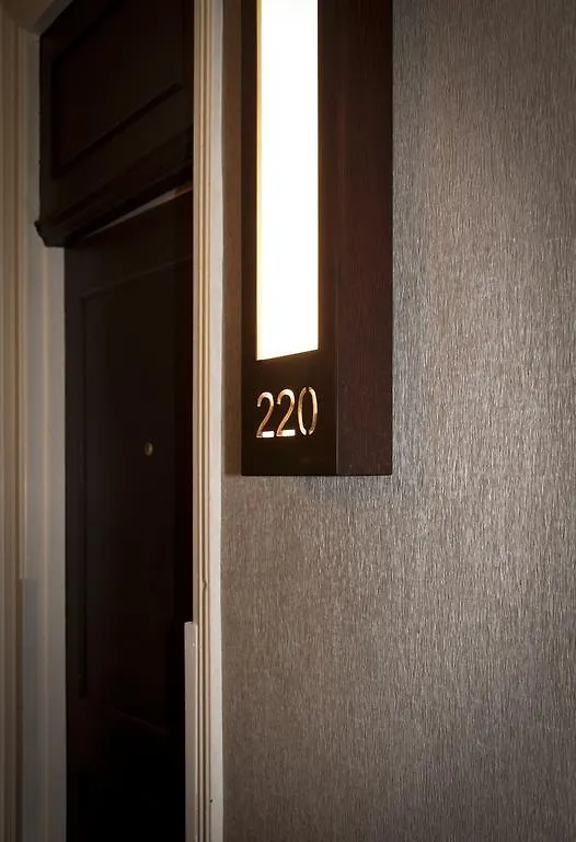 Clarion Hotel & Suites Selby Downtown 토론토