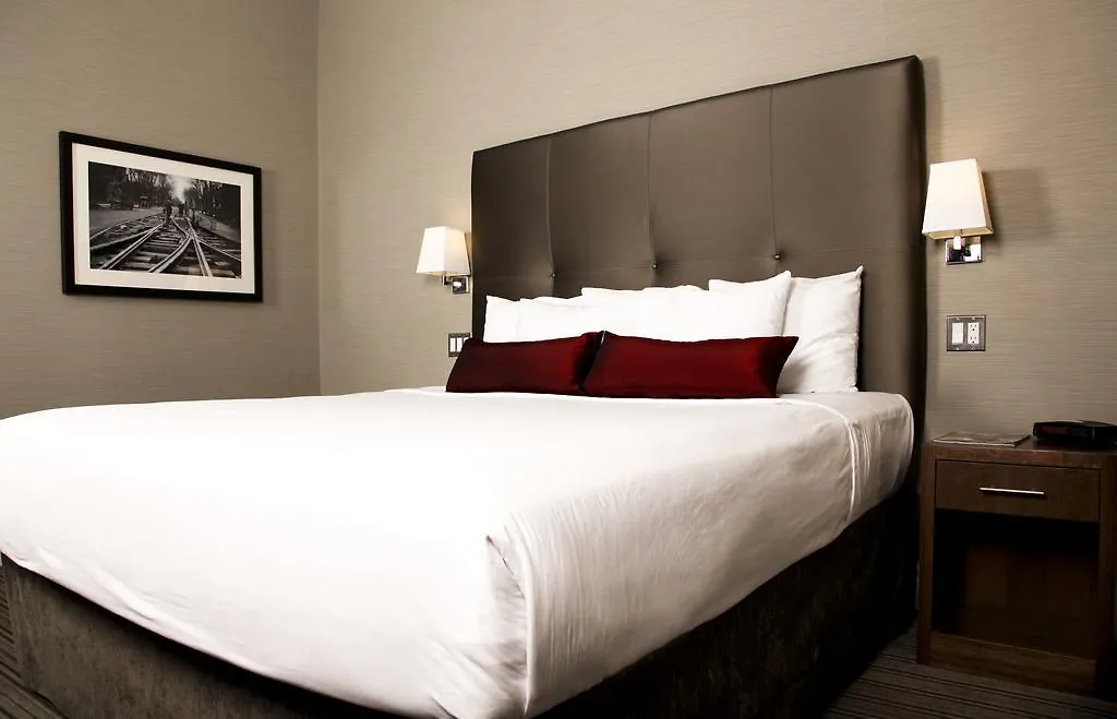 Clarion Hotel & Suites Selby Downtown 토론토