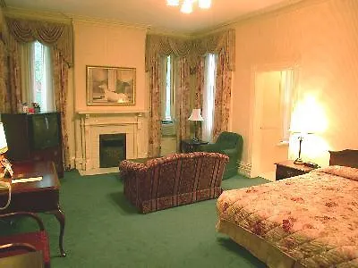 Clarion Hotel & Suites Selby Downtown 토론토 캐나다